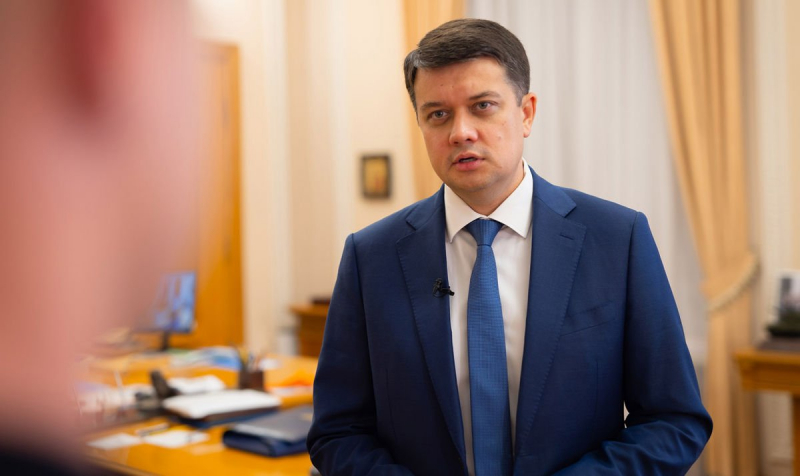 Разумков оценил идею Зеленского относительно референдума по Донбассу и Крыму