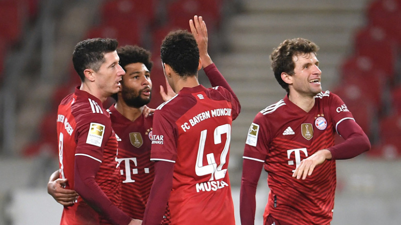 «Бавария» разгромила «Штутгарт» в матче чемпионата Германии по футболу